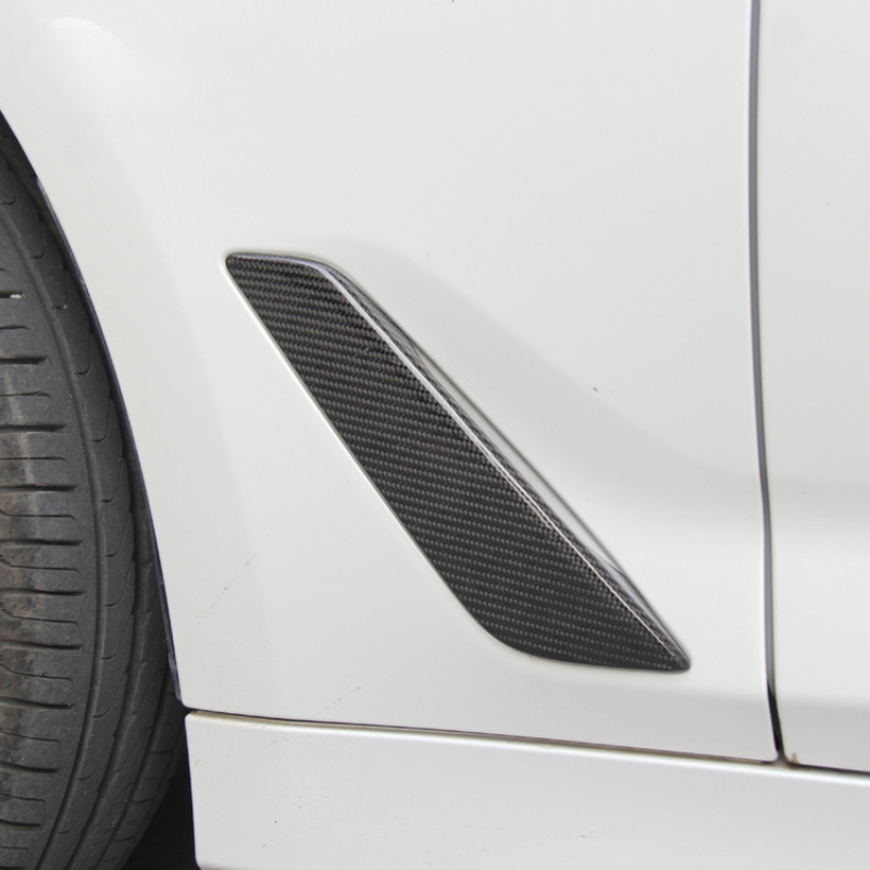 Model Kit Bmw - Dry carbon fiber side fender trim