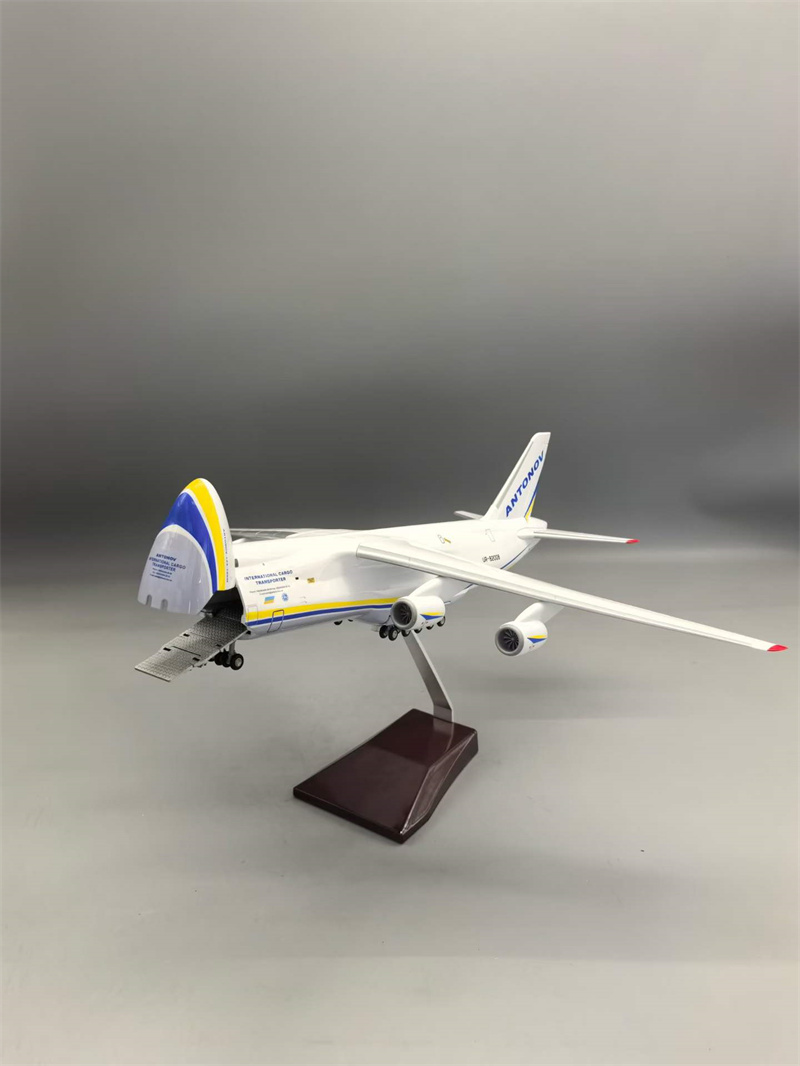 1/165 Ukraine An-124 Transport - đánh giá và giá Model Kit Ukraine