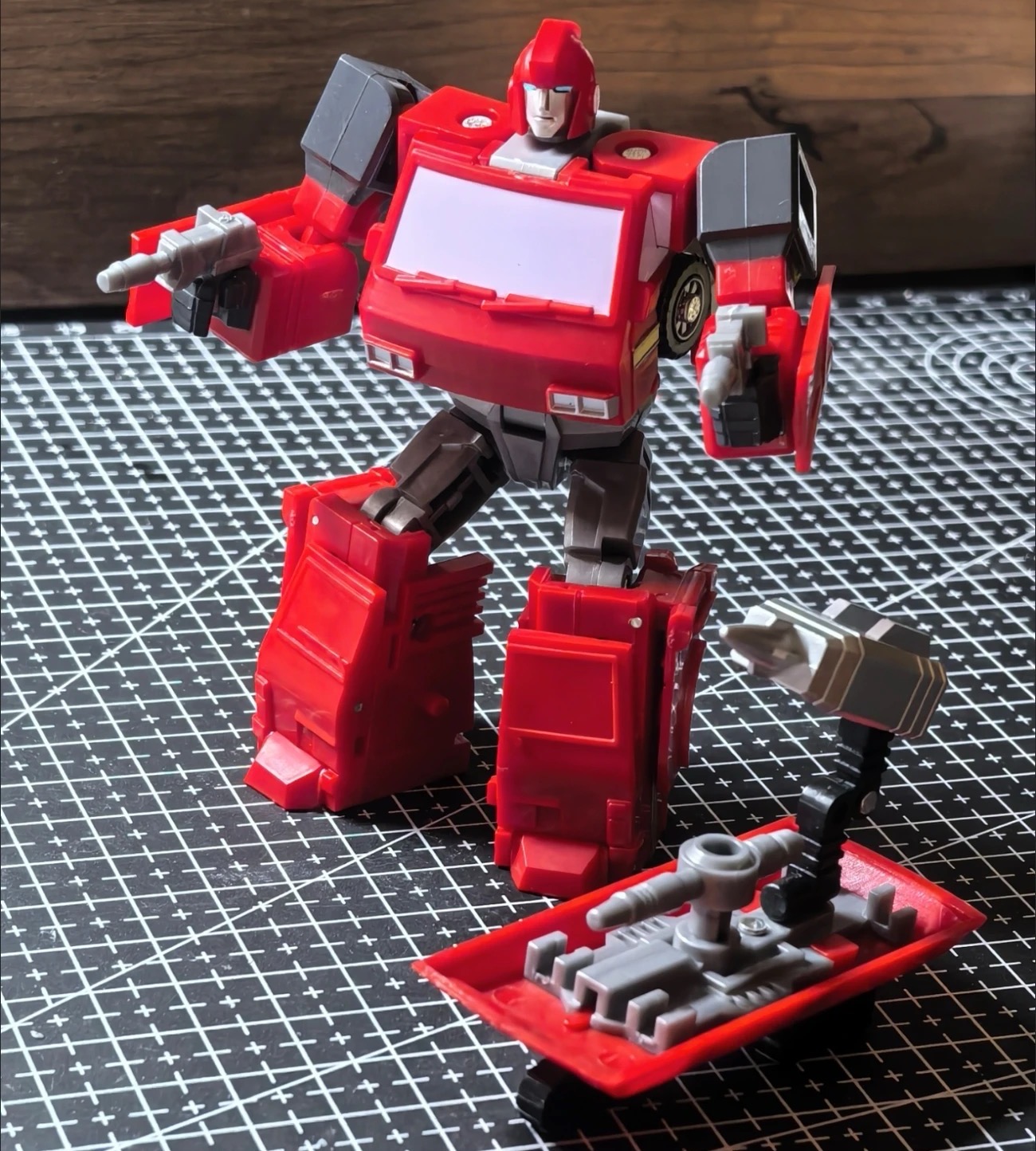 MFT Transformation Toy HS07 Ir - đánh giá và giá Model Kit Robot