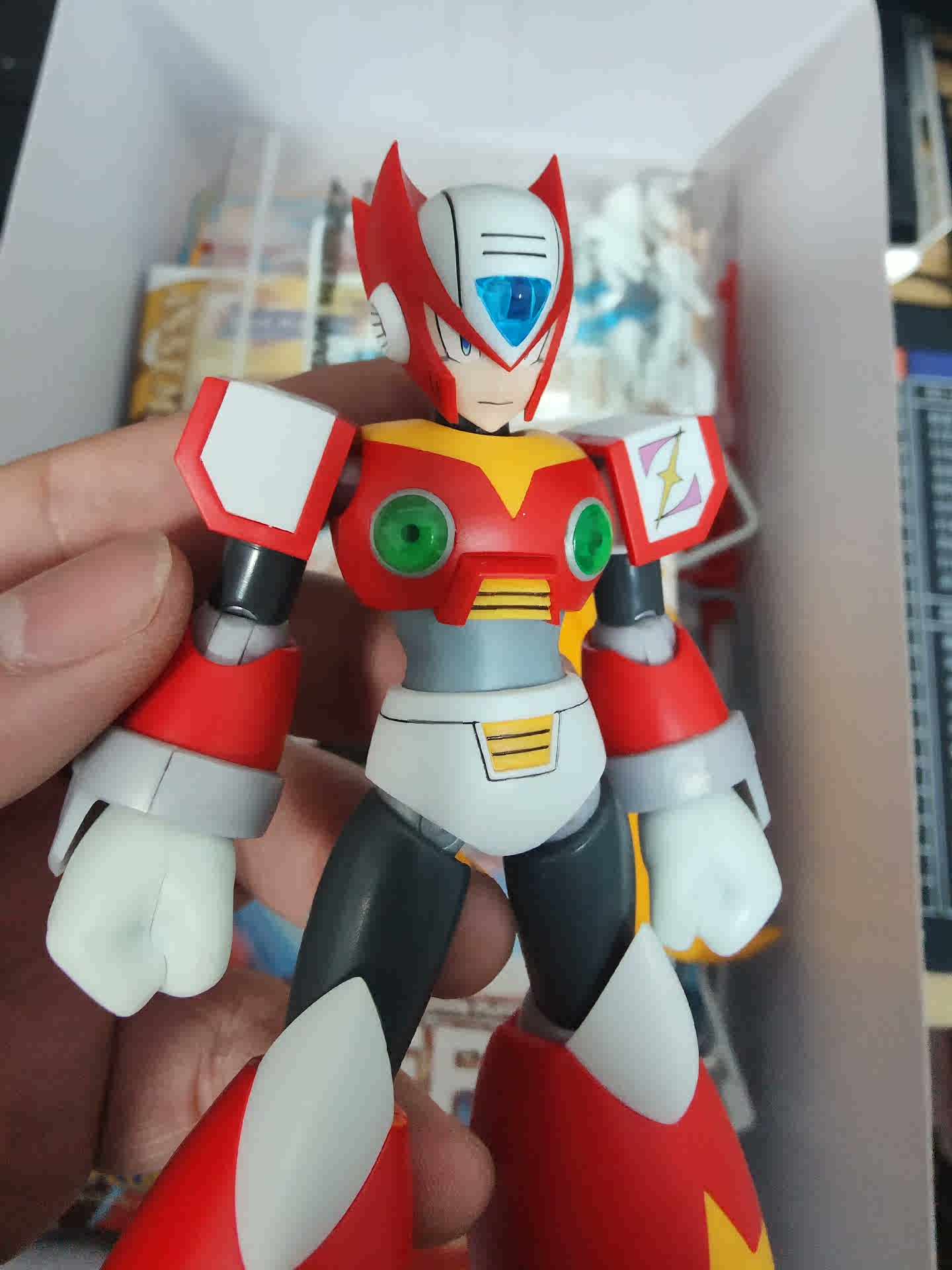In Stock Original kotobukiya M - đánh giá và giá Model Kit Zero Megaman