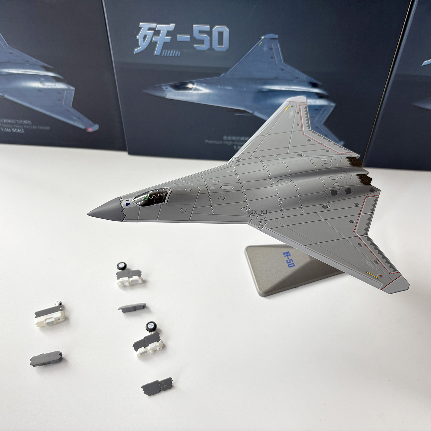 1:144 Scale China J50 Fighter  - đánh giá và giá Model Kit Jet