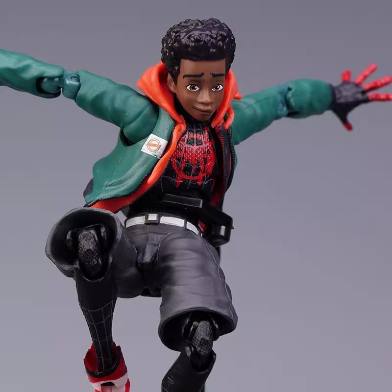 Miles Morales Spider Man Acros - đánh giá và giá Model Kit Thousand Sunny