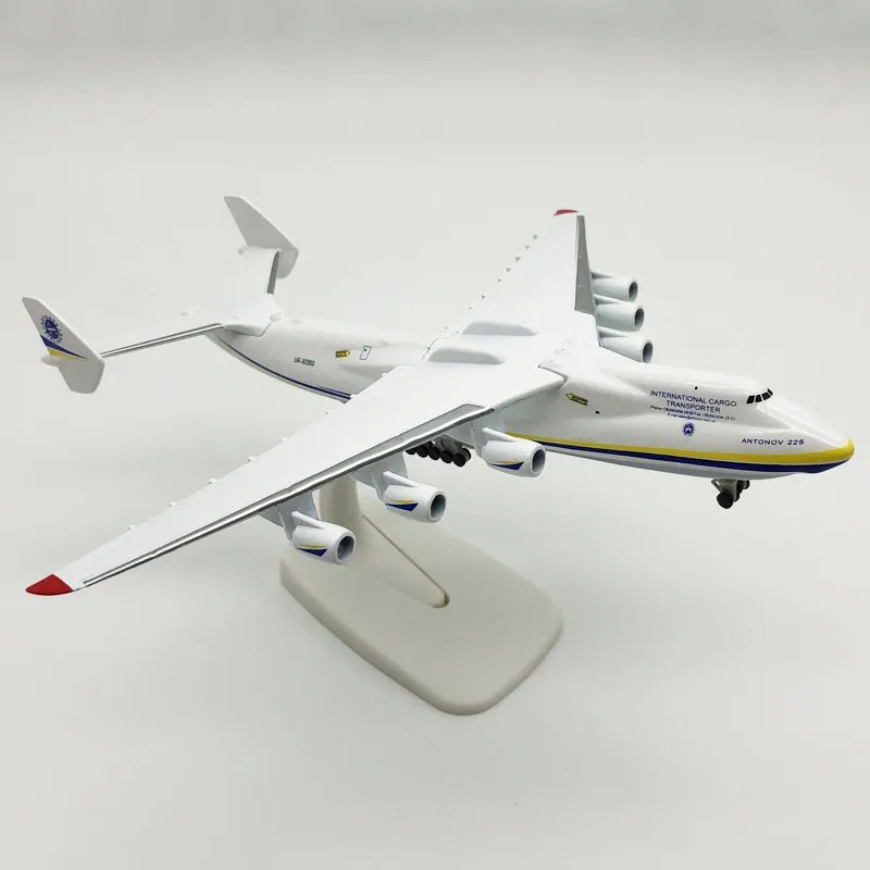 20cm Ukraine Antonov AN225 Mri - đánh giá và giá Model Kit Ukraine