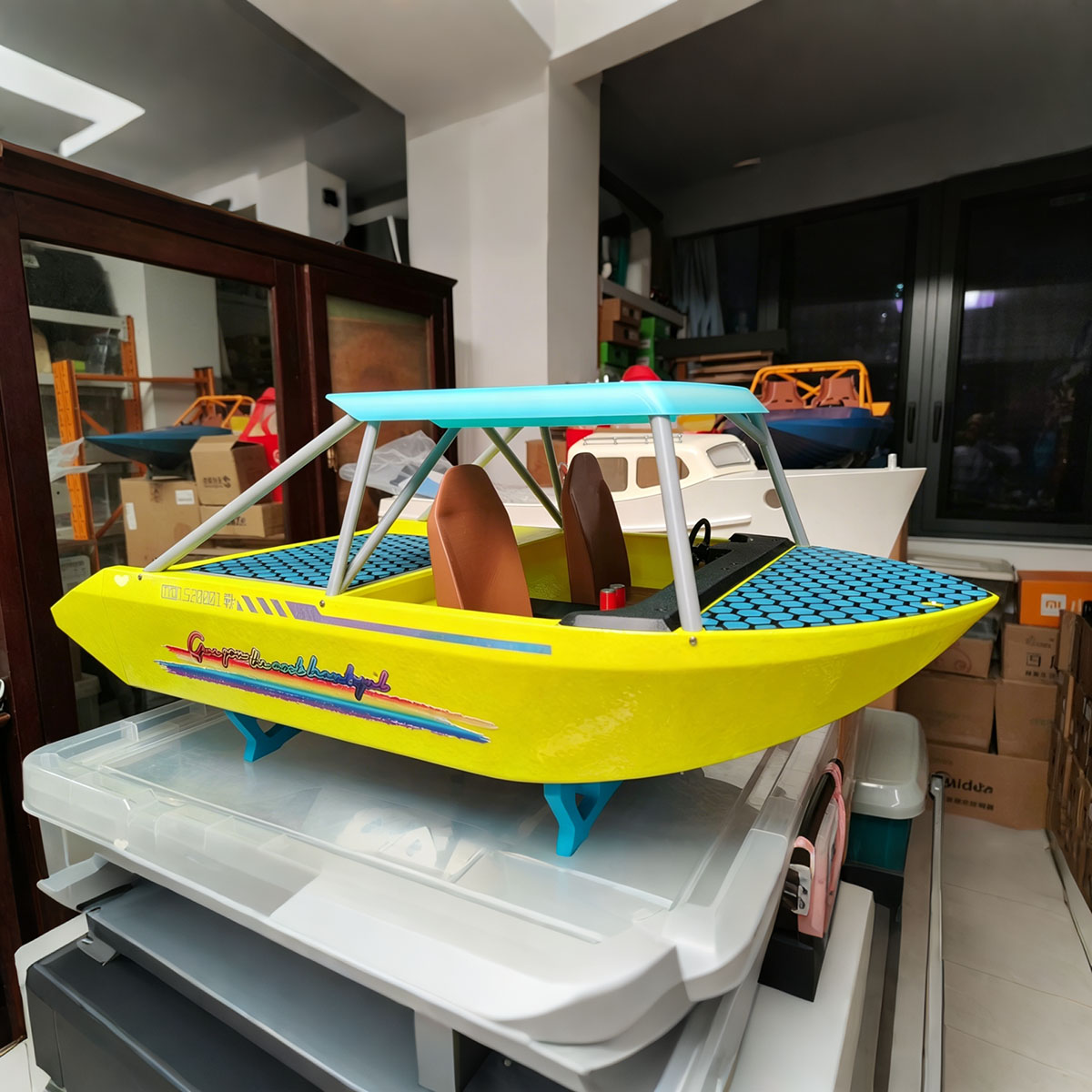 RC Speed ​​Boat 64.5cm with Au - đánh giá và giá Model Kit Jet
