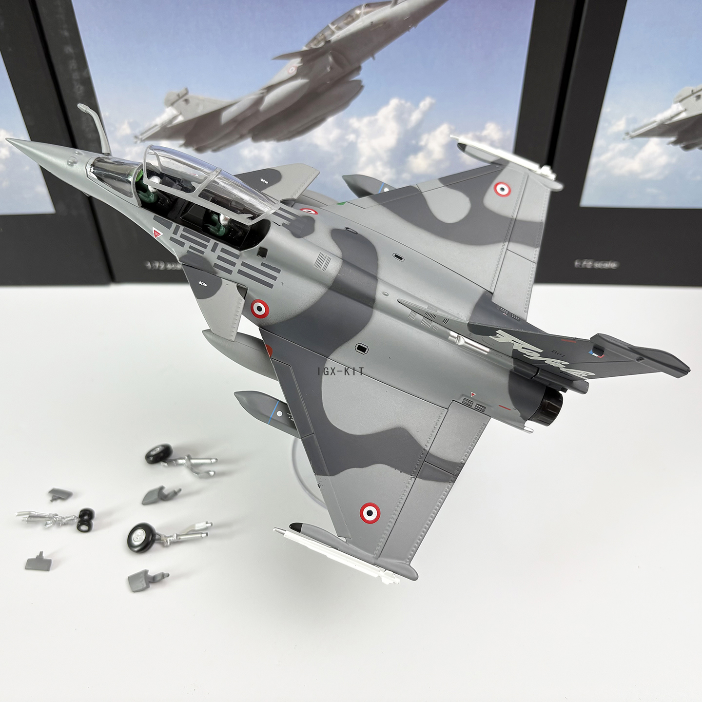 1/72 Scale French Air Force Ra - đánh giá và giá Model Kit Jet