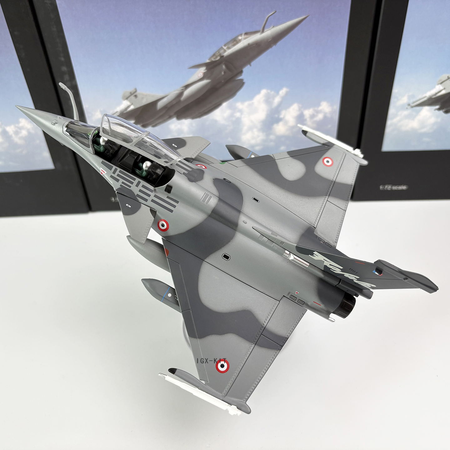 1/72 Scale French Air Force Ra - đánh giá và giá Model Kit Jet
