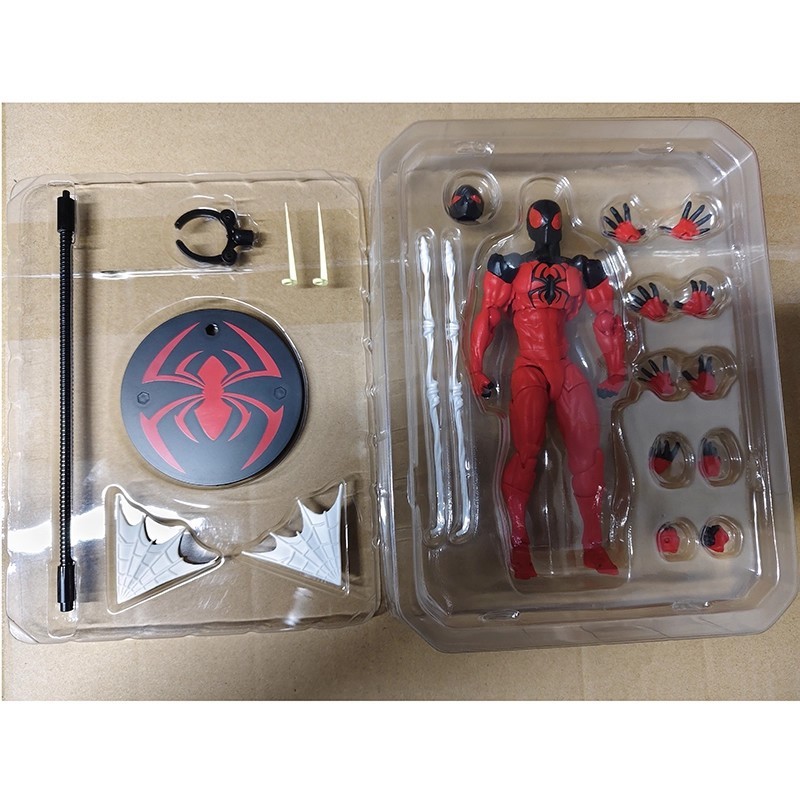 Hot Toys Superior Spider-Man M - đánh giá và giá Model Kit Thousand Sunny